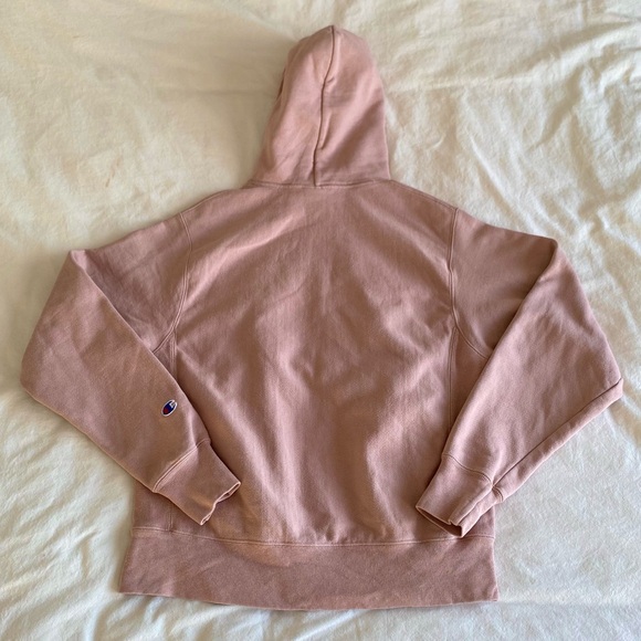 UO Exclusive Champion Rose Hoodie - Picture 2 of 14